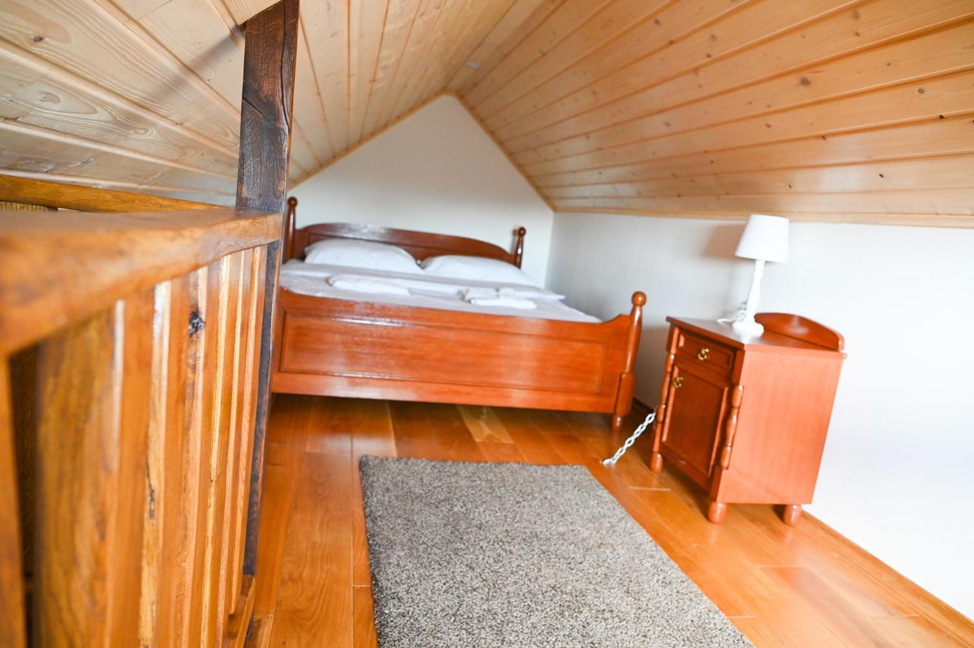 Val Hills Rural Holiday House Gaj Bagian luar foto